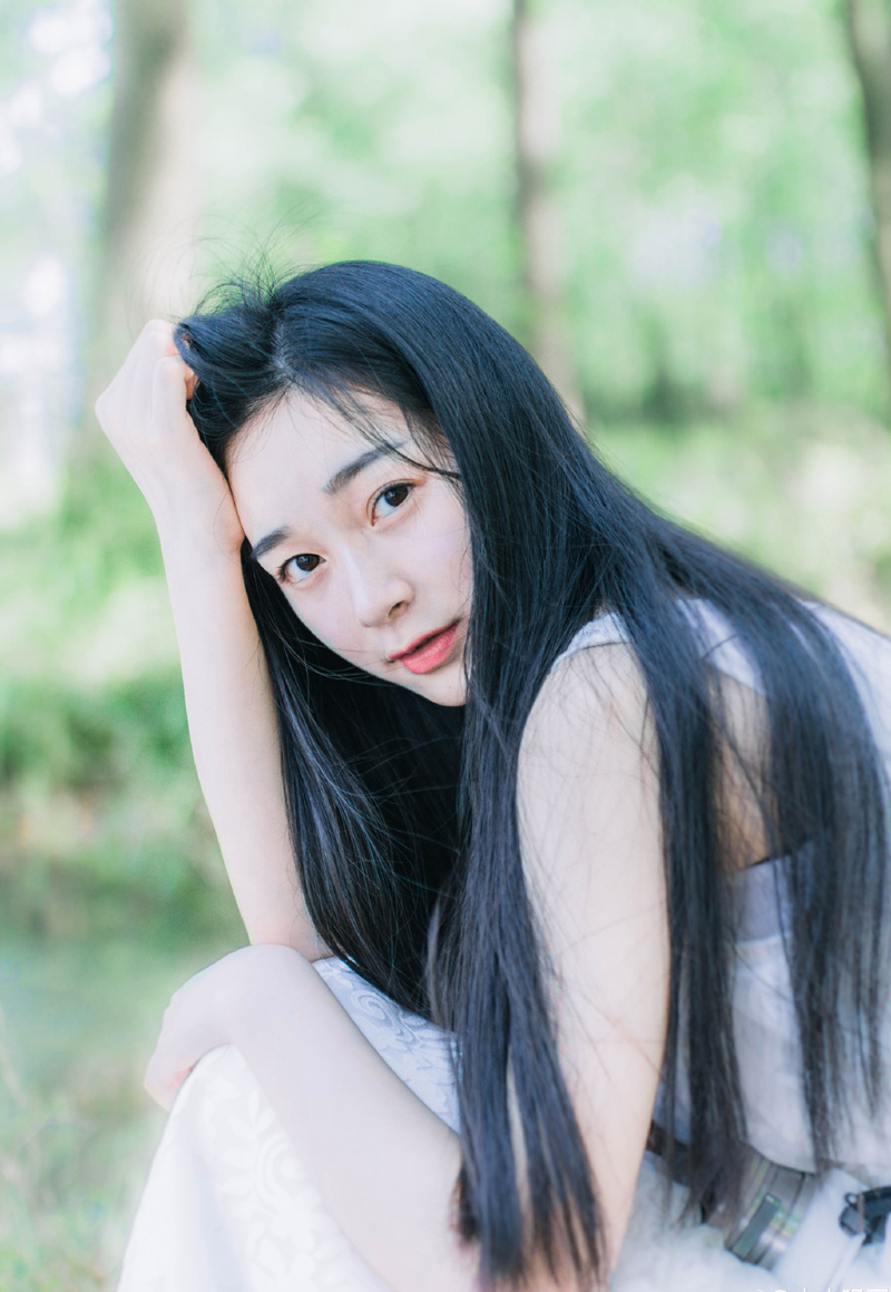 陈到闻言，只觉得浑身发冷，天下间，竟然有如此一支泯灭人性的队伍，更可怖的是，迄今为止，似乎根本没人知道这支部队的存在。